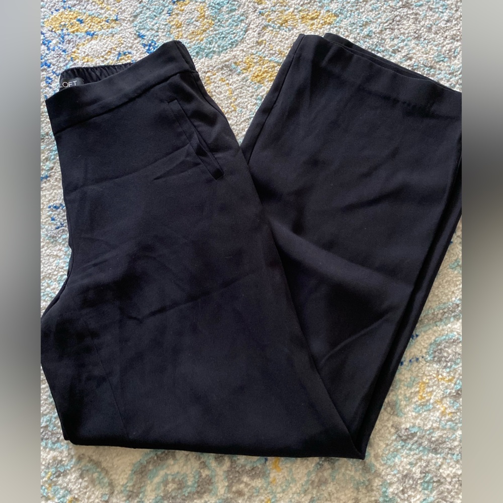 Loft Gaucho Black fluid pants